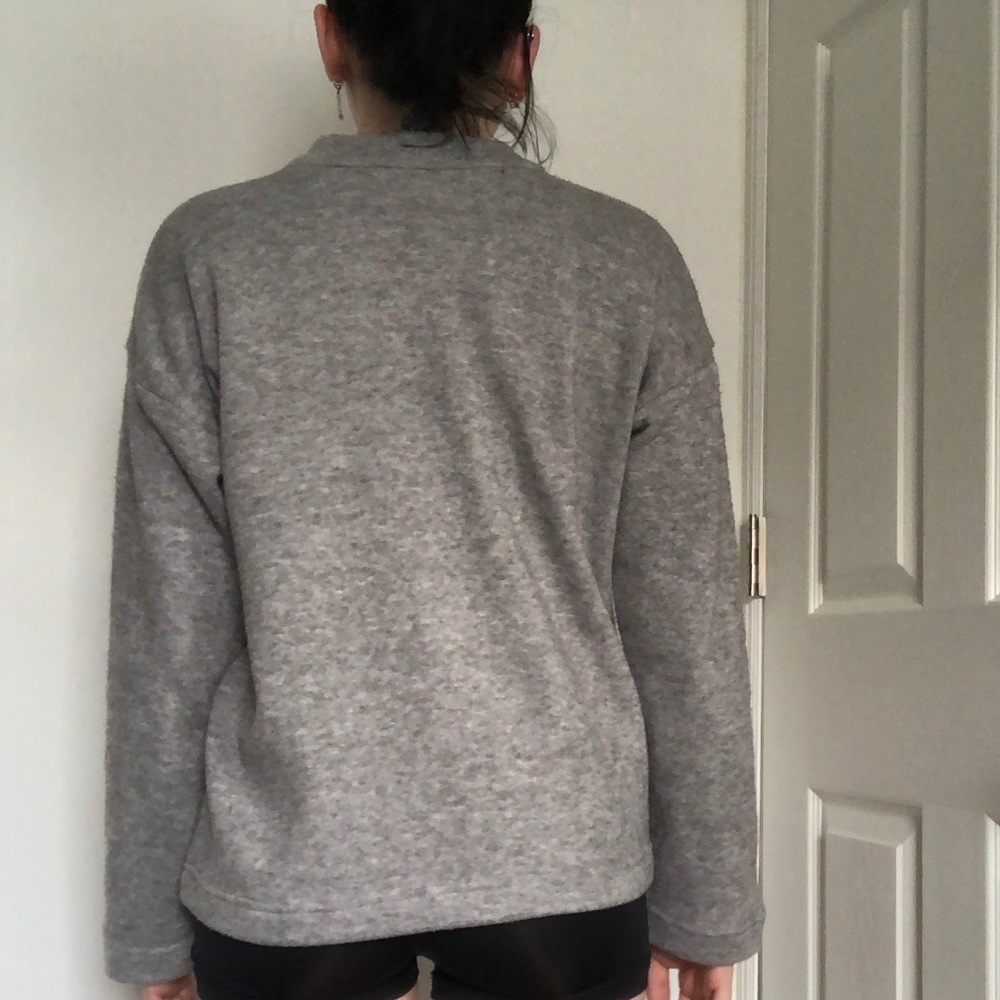 Mock neck sweater - Picture 2 of 3